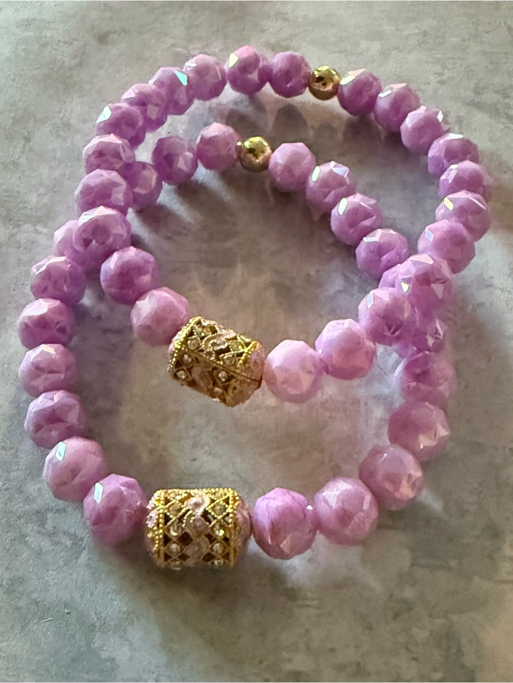 Lavender Beaded Stretch Bracelet with Gold Accent bead - Women Jewelry